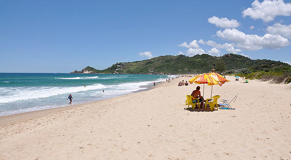 http://www.terra.com.br/turismo/infograficos/30-praias/img/destino-26-g.jpg