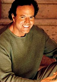 "Não sou um gênio", diz Julio Iglesias, homenageado do ano no Grammy Latino