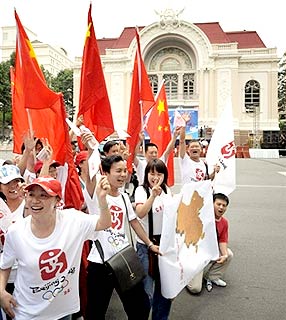 Tocha encerra revezamento internacional no Vietnã