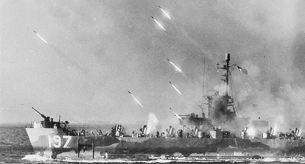 Ataque a ilha japonesa de Okinawa