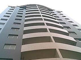 Pai diz que prédio foi assaltado. Foto:Terra