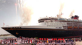 Batismo do navio Disney Magic